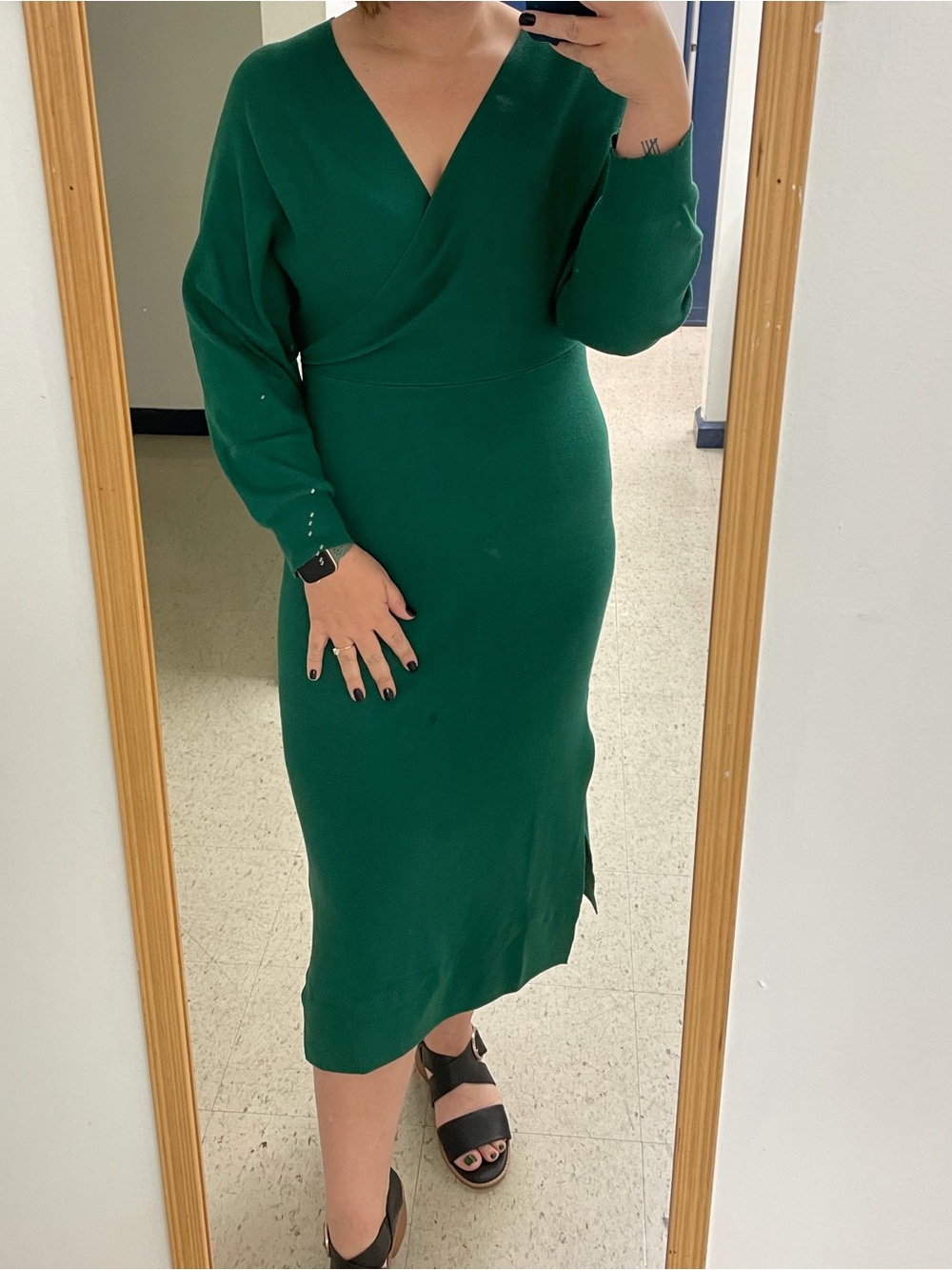 Deep Green Long-Sleeve Wrap Maxi Dress with Tie Waist